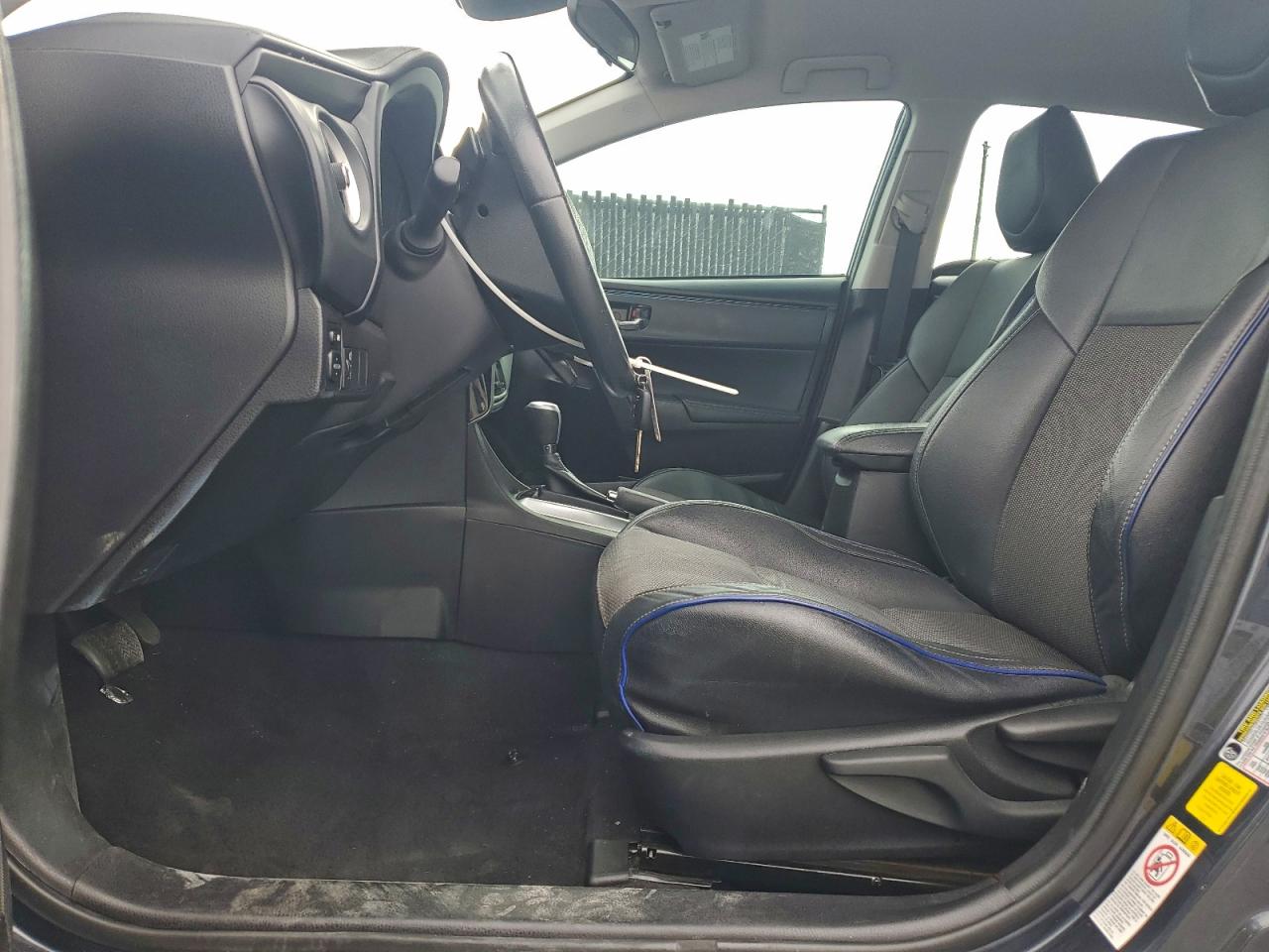 2019 TOYOTA COROLLA L photo 7