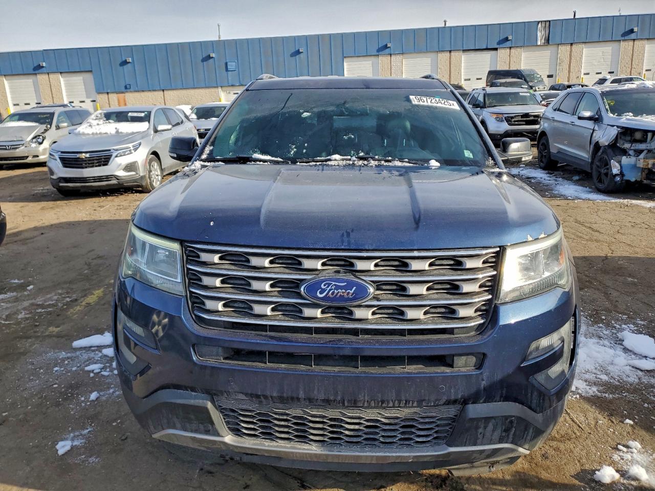 2017 FORD EXPLORER XLT photo 5