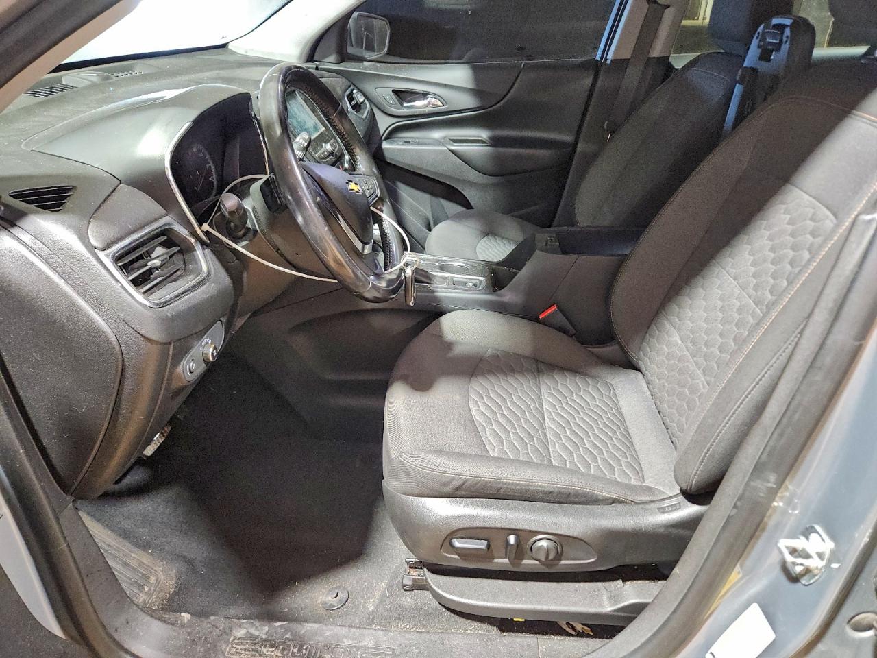2018 CHEVROLET EQUINOX LT photo 7