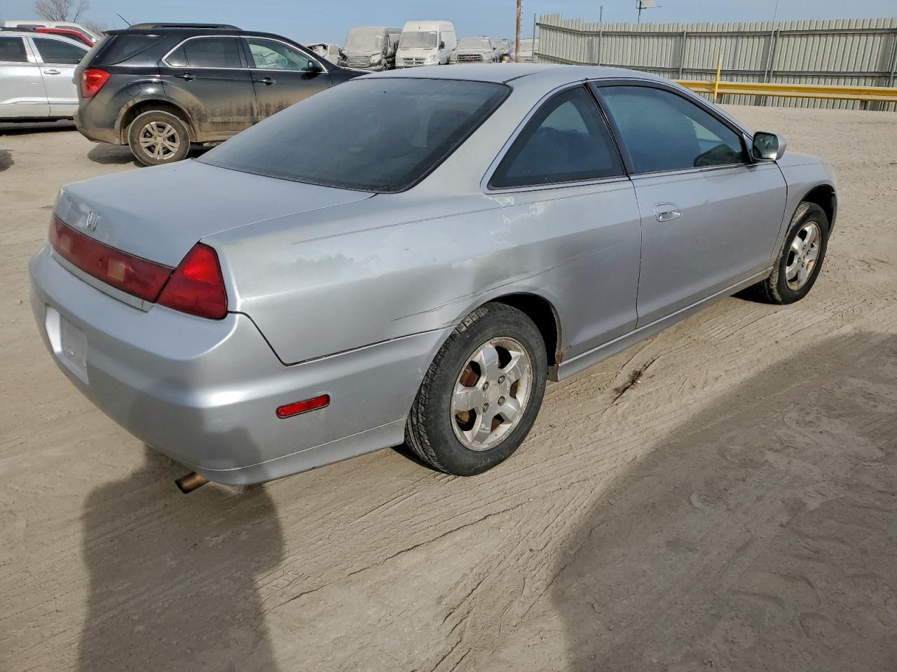 2002 HONDA ACCORD EX photo 3