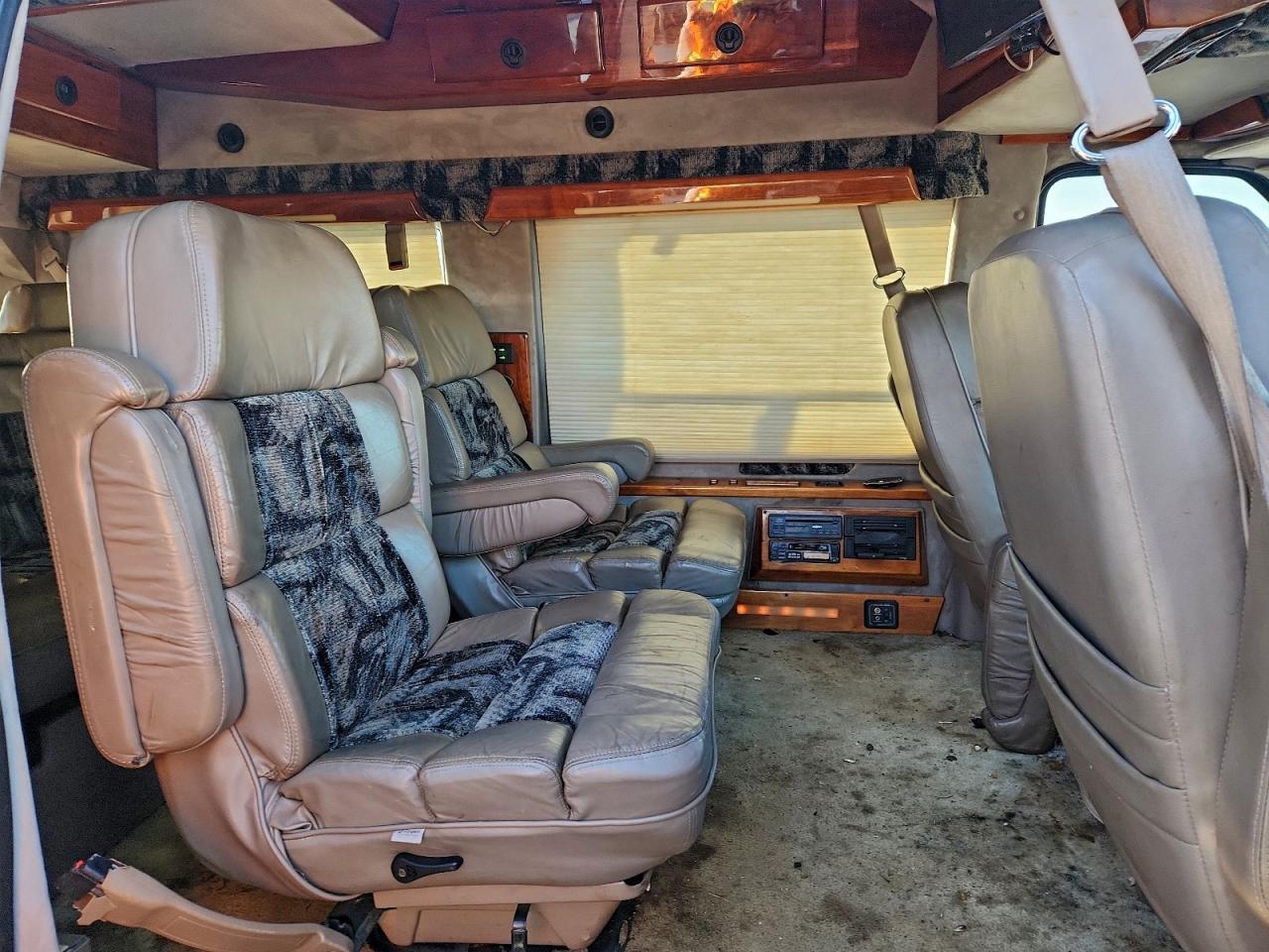 1994 FORD ECONOLINE E150 VAN photo 11