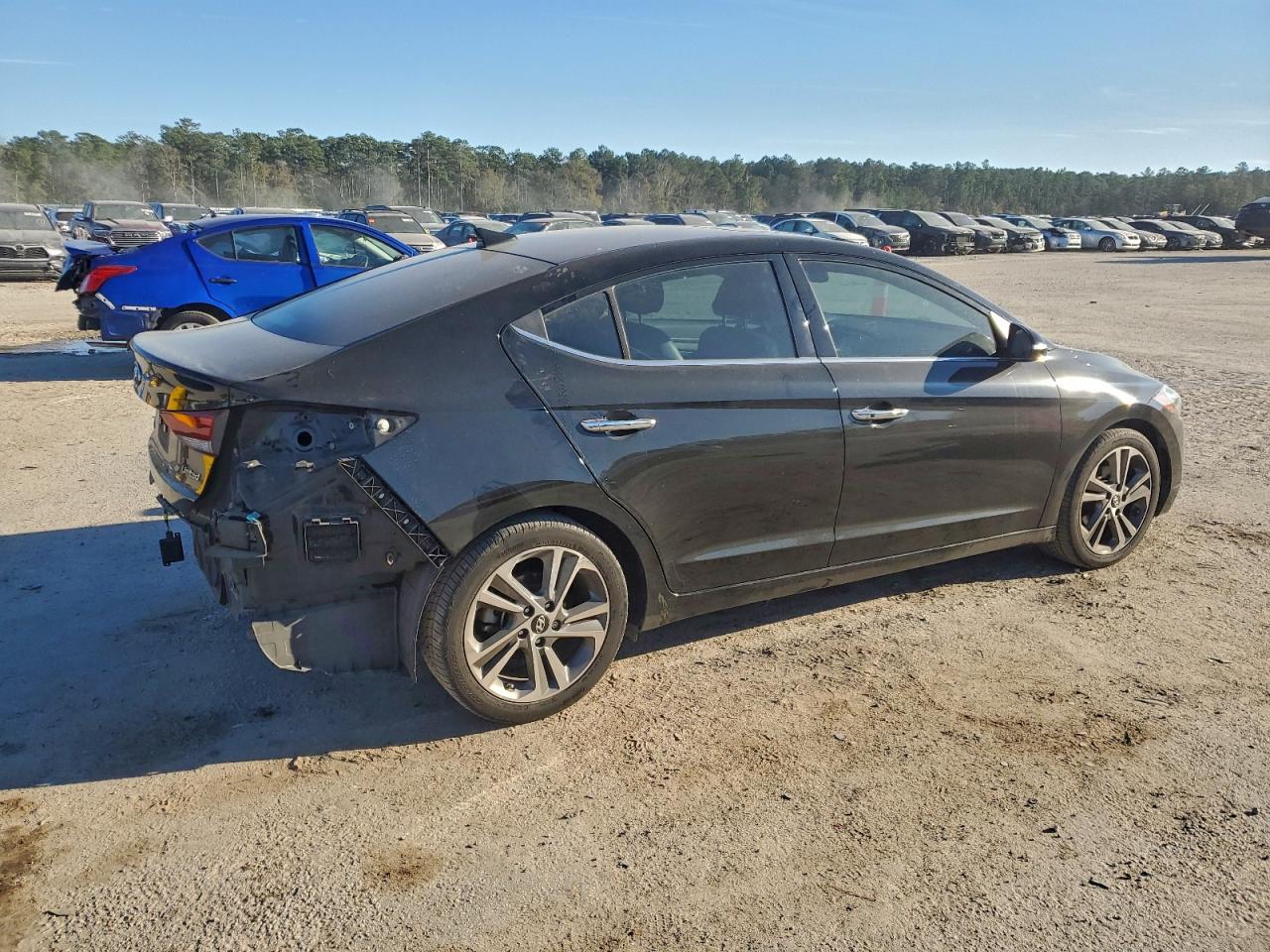 2017 HYUNDAI ELANTRA SE photo 3