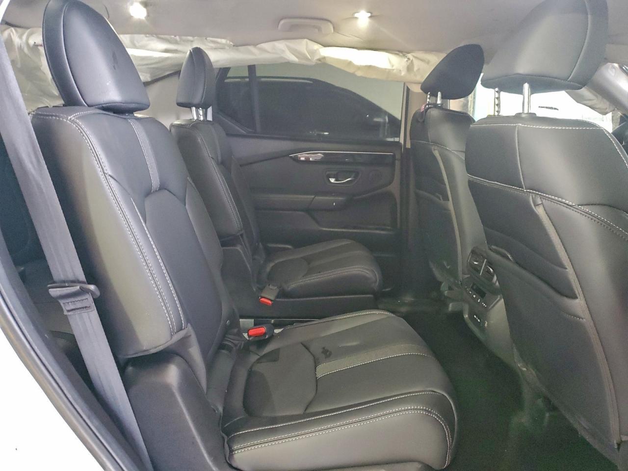 2025 HONDA PILOT EXL photo 11