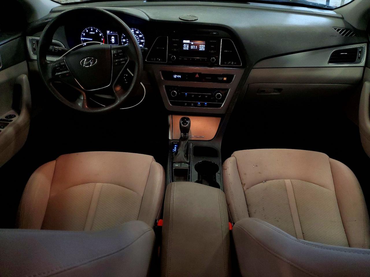 2016 HYUNDAI SONATA SE photo 8