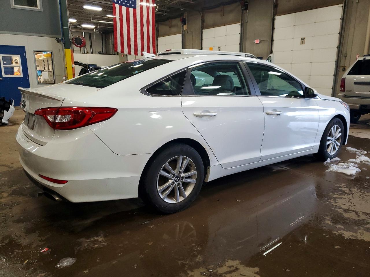 2016 HYUNDAI SONATA SE photo 3