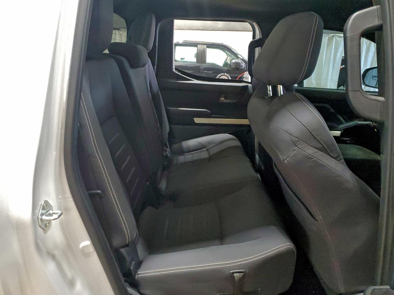 2024 TOYOTA TACOMA DOUBLE CAB photo 10