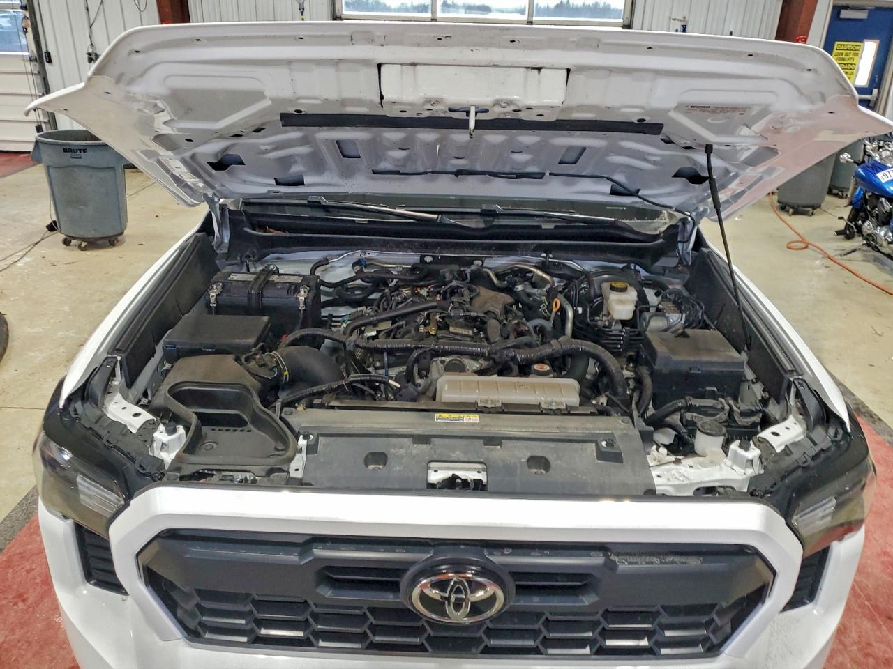 2024 TOYOTA TACOMA DOUBLE CAB photo 11