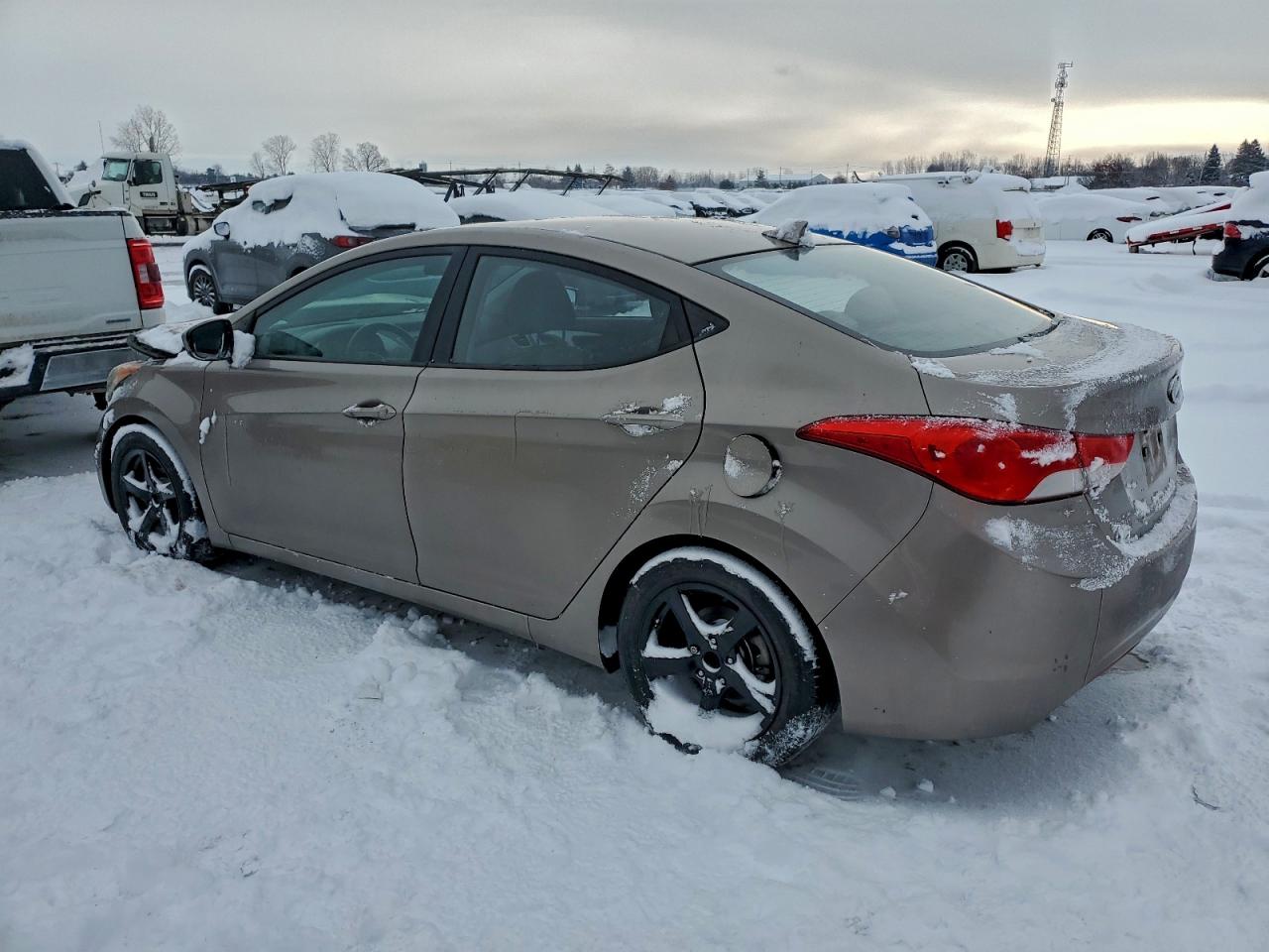 2013 HYUNDAI ELANTRA GLS photo 2