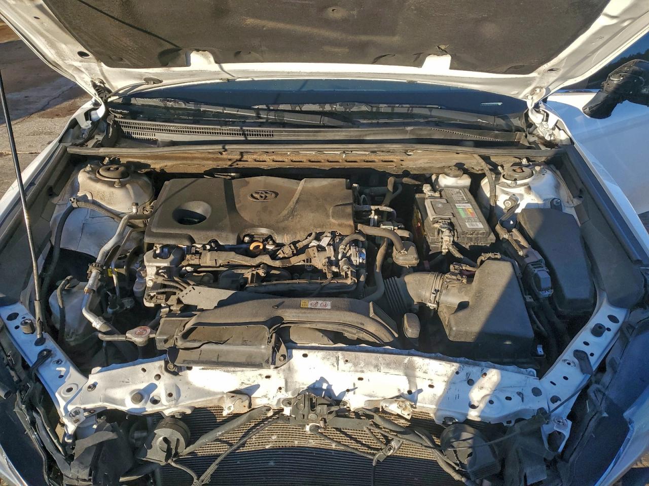 2021 TOYOTA CAMRY SE photo 21