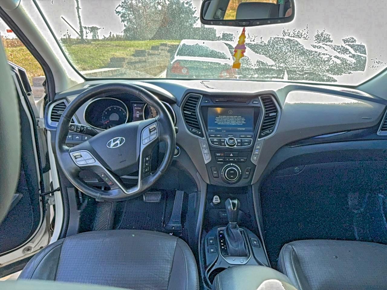 2014 HYUNDAI SANTA FE GLS photo 9