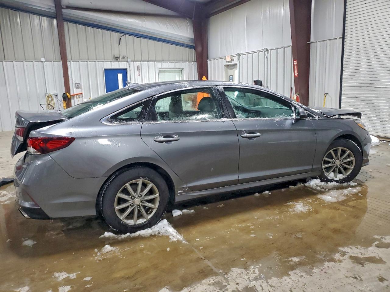 2018 HYUNDAI SONATA SE photo 5