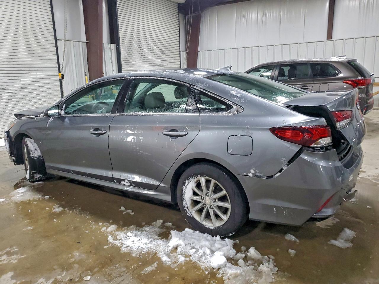 2018 HYUNDAI SONATA SE photo 3