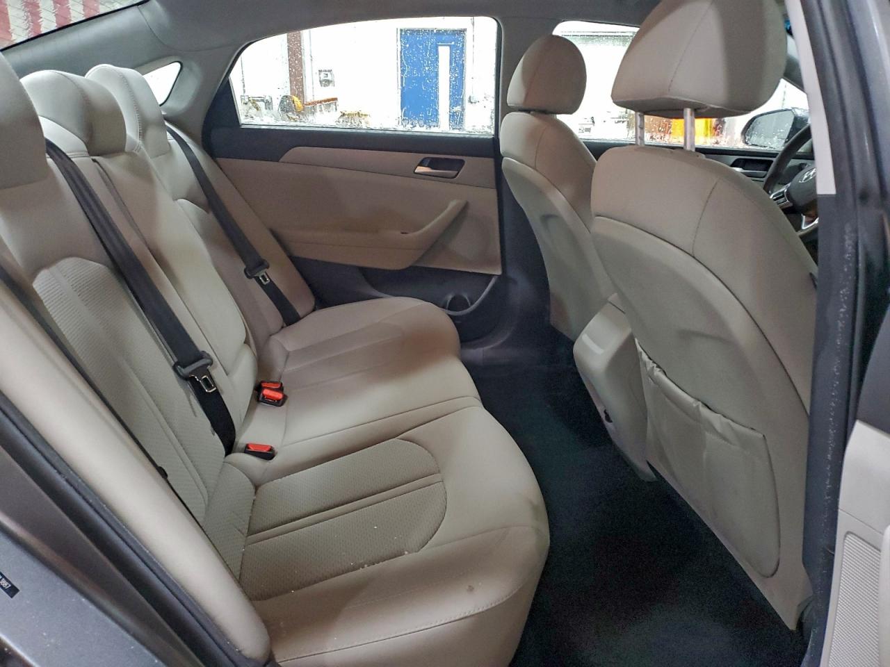 2018 HYUNDAI SONATA SE photo 19
