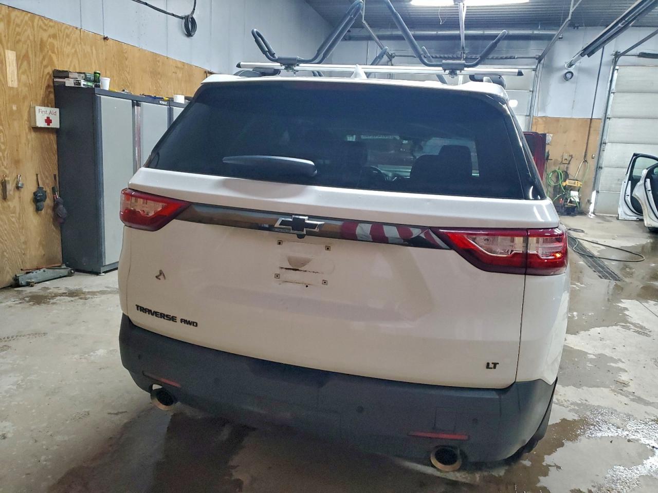 2019 CHEVROLET TRAVERSE LT photo 6