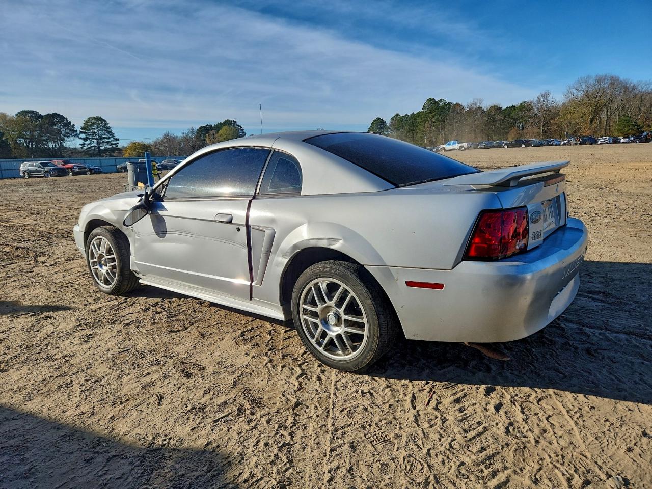 2001 FORD MUSTANG photo 2