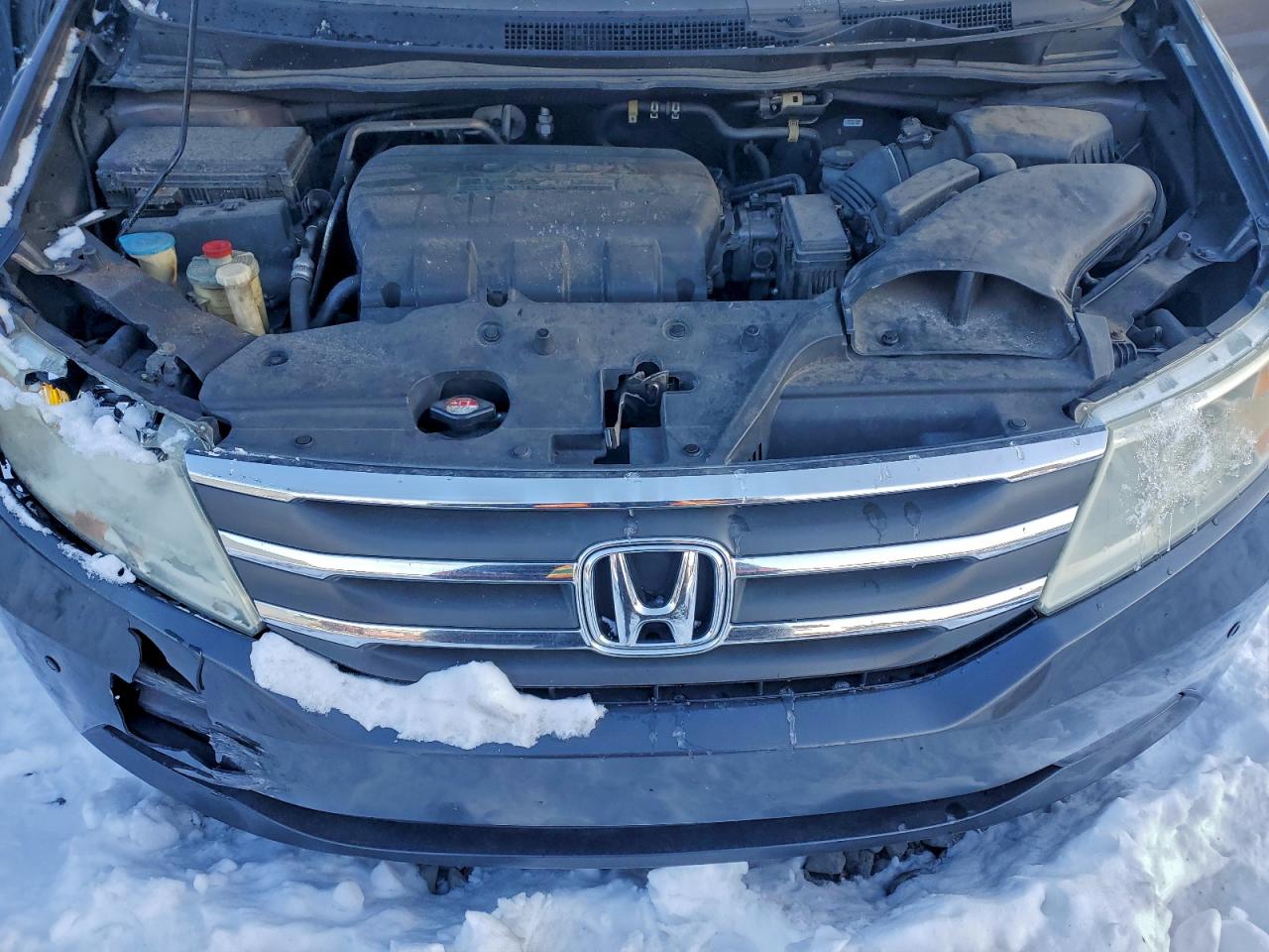 2012 HONDA ODYSSEY TOURING photo 12