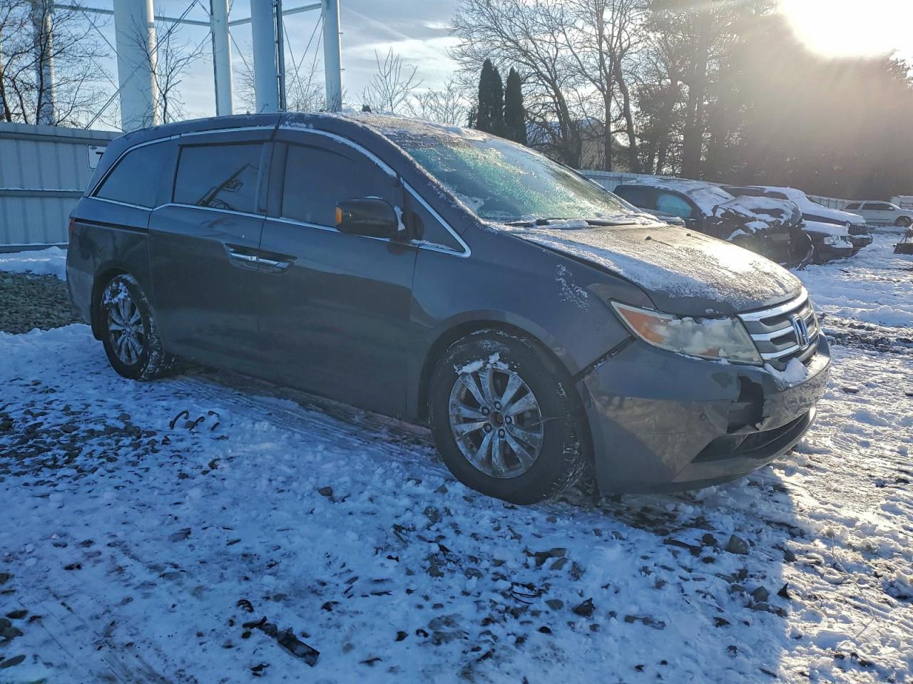 2012 HONDA ODYSSEY TOURING photo 4