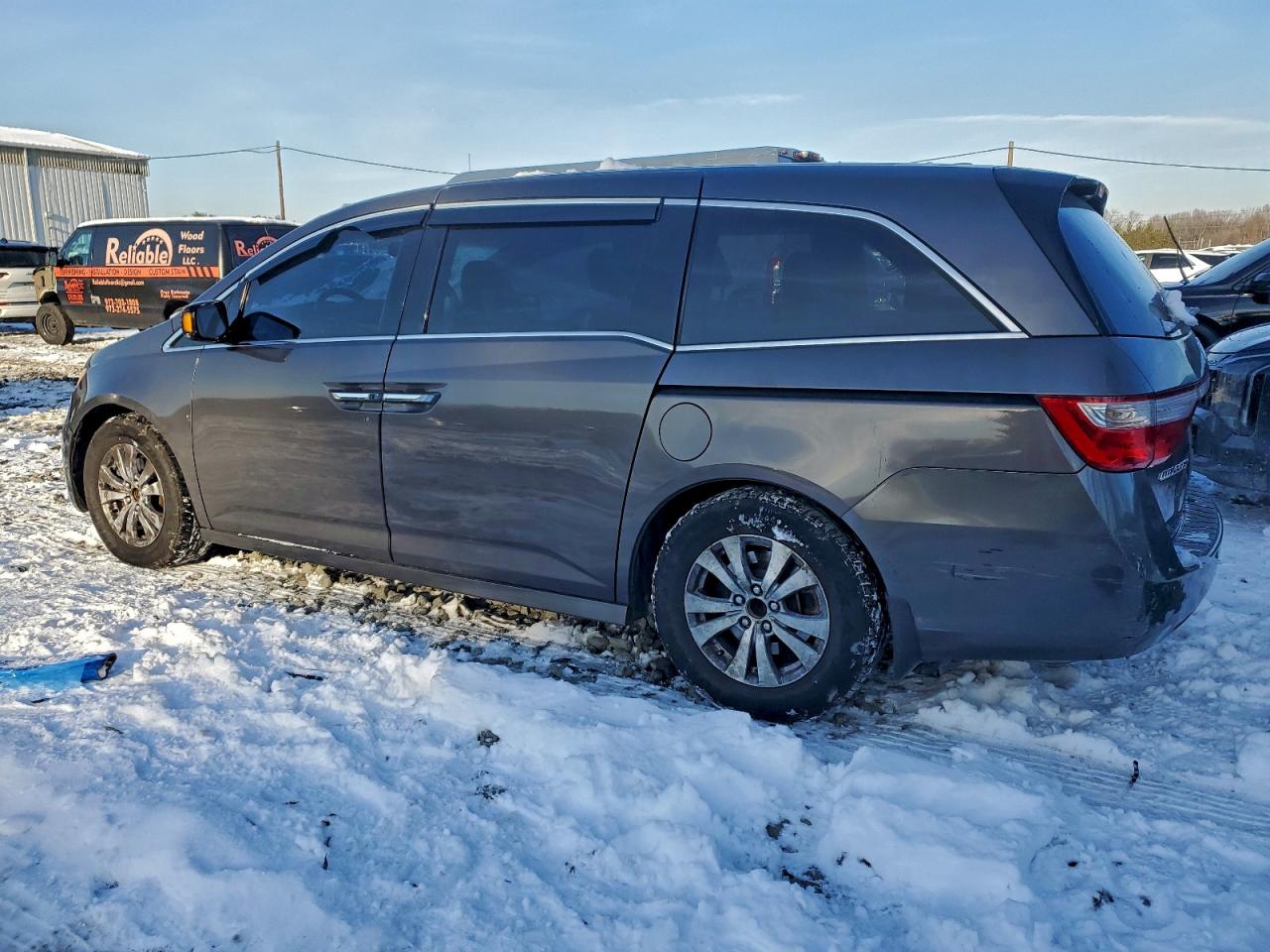 2012 HONDA ODYSSEY TOURING photo 2