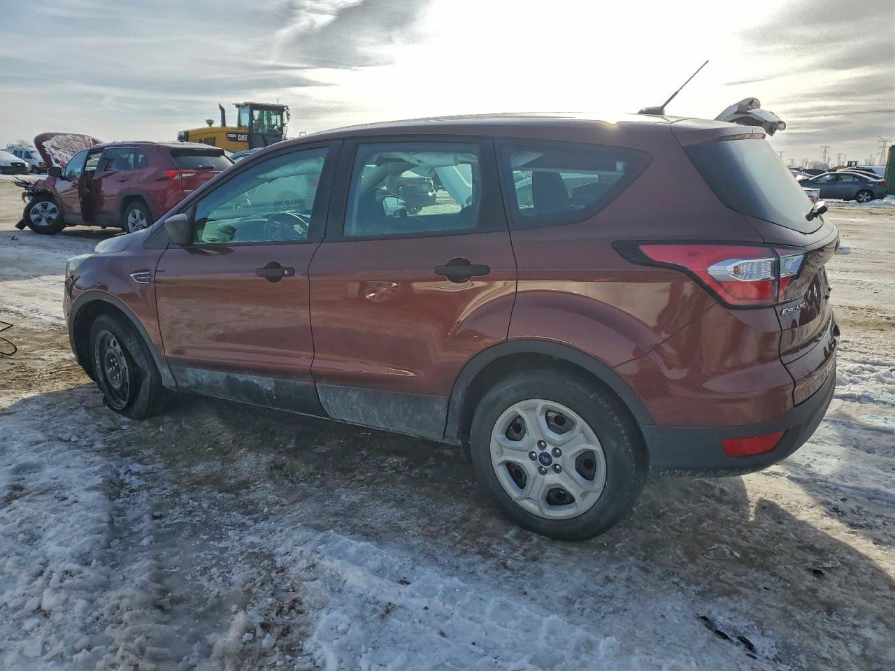 2018 FORD ESCAPE S photo 2