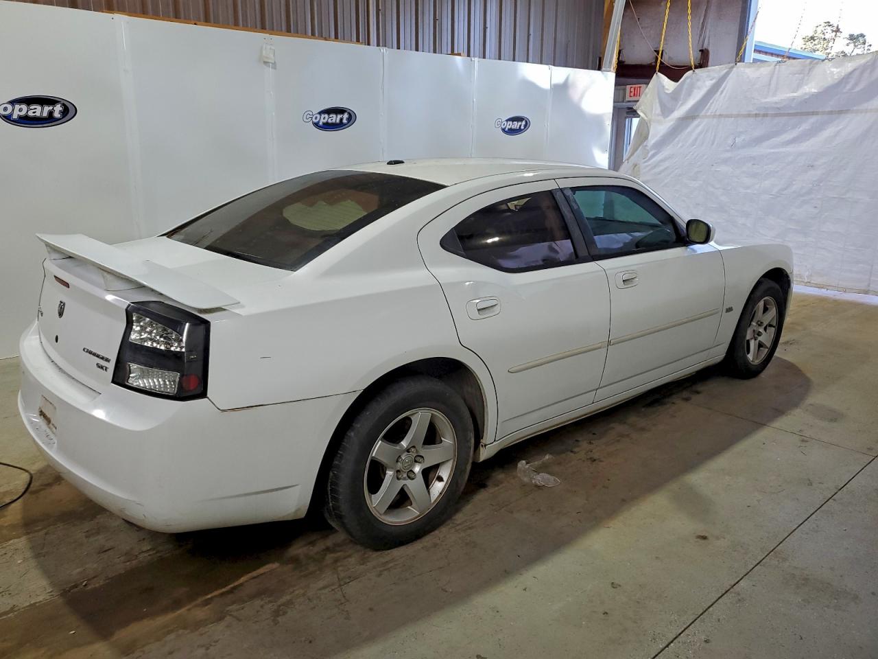 2010 DODGE CHARGER SXT photo 3