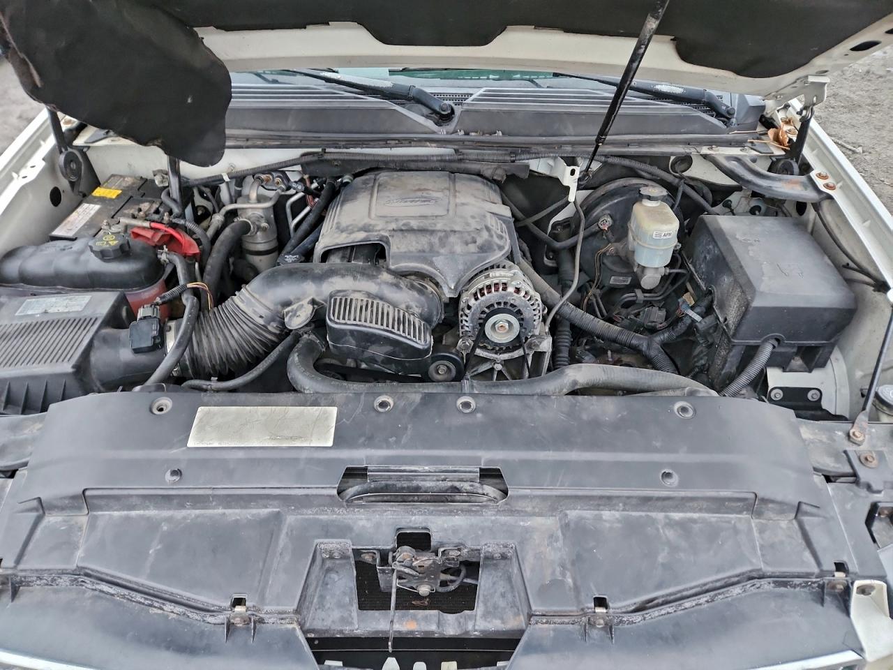 2010 CHEVROLET SUBURBAN C1500 LTZ photo 12