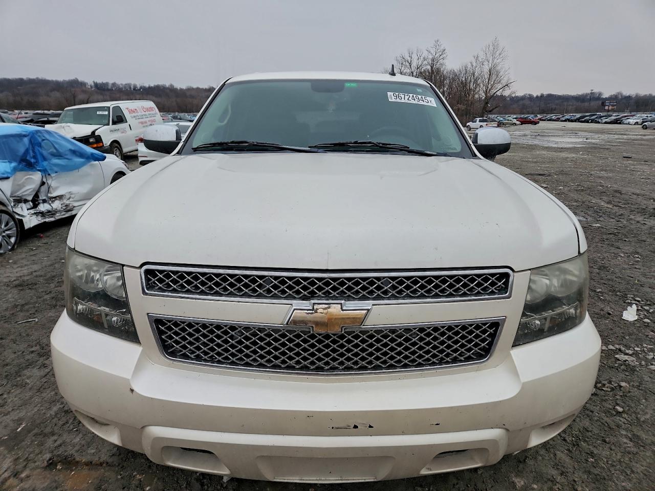 2010 CHEVROLET SUBURBAN C1500 LTZ photo 5