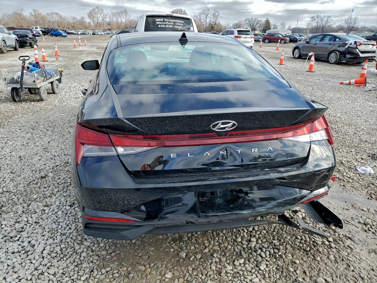 2023 HYUNDAI ELANTRA SEL photo 6