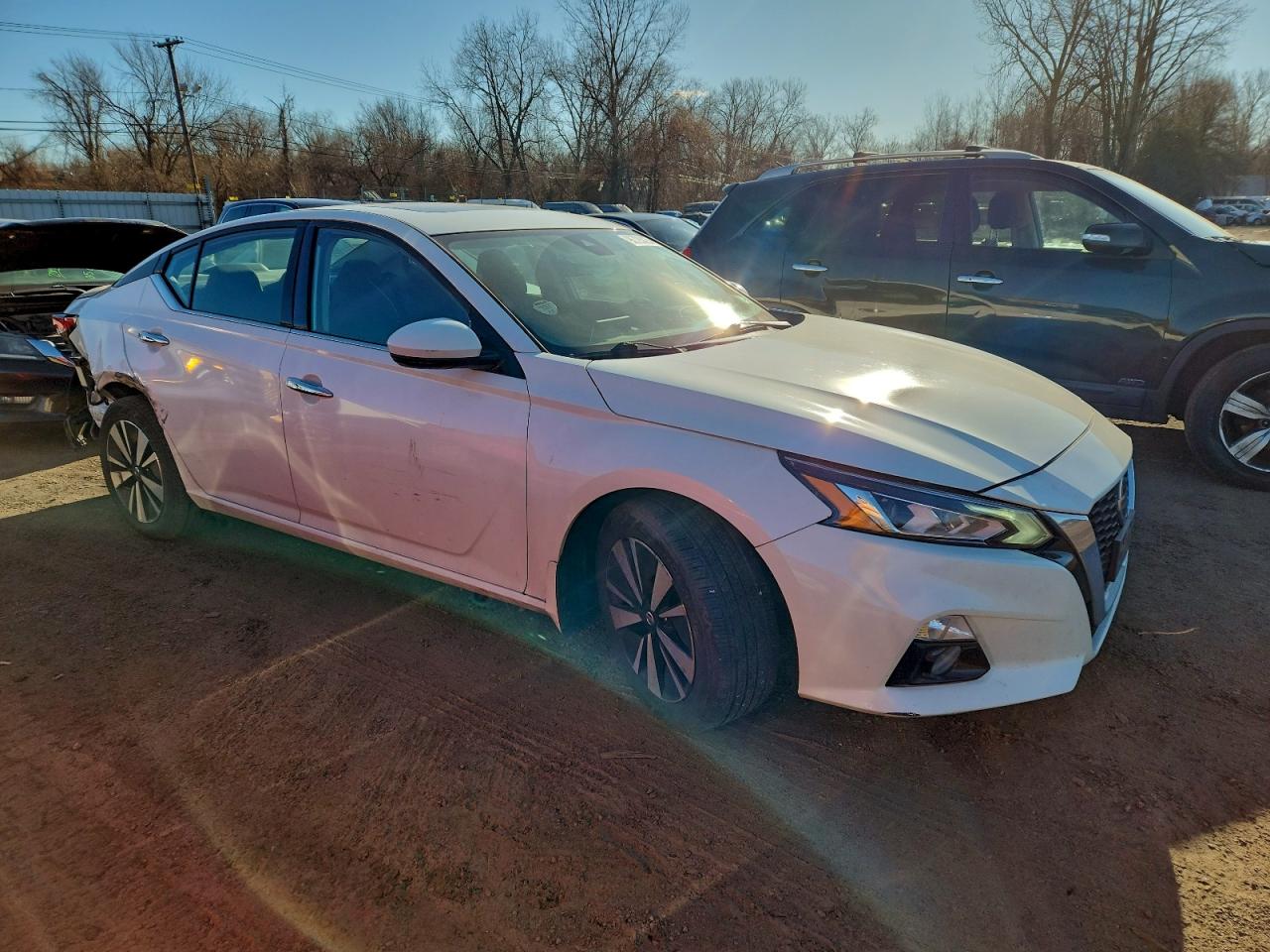 2019 NISSAN ALTIMA SV photo 4