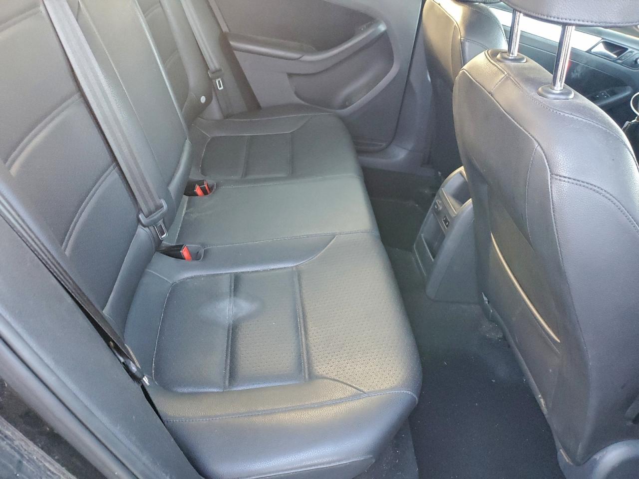 2014 VOLKSWAGEN JETTA SE photo 10