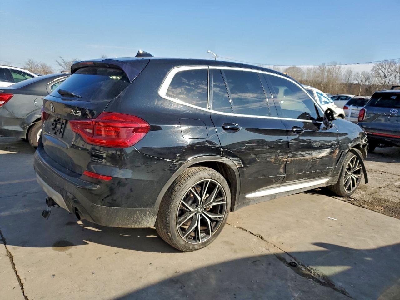 2018 BMW X3 XDRIVE30I photo 3