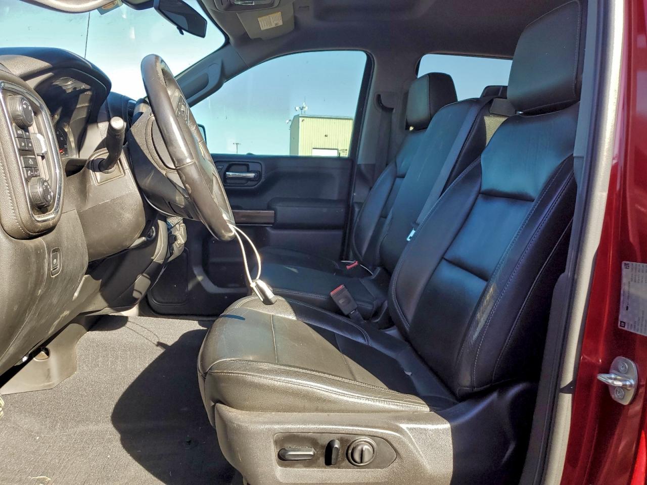 2019 CHEVROLET SILVERADO K1500 LT photo 7