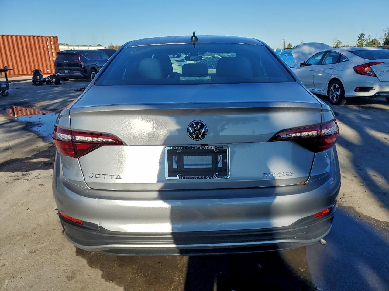2024 VOLKSWAGEN JETTA SPORT photo 6