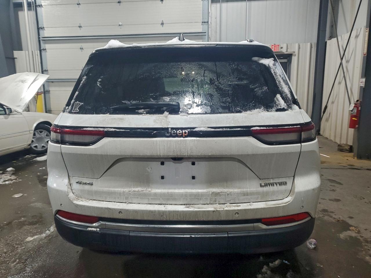 2022 JEEP GRAND CHEROKEE LIMITED photo 6