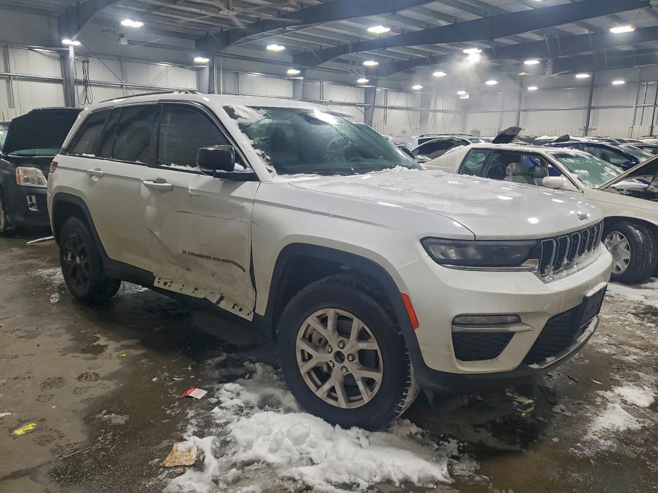 2022 JEEP GRAND CHEROKEE LIMITED photo 4