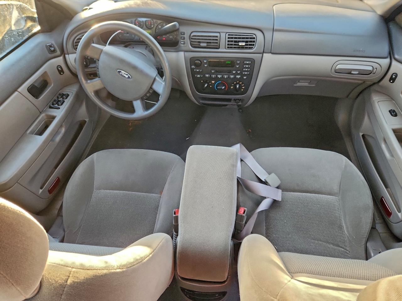 2006 FORD TAURUS SE photo 8