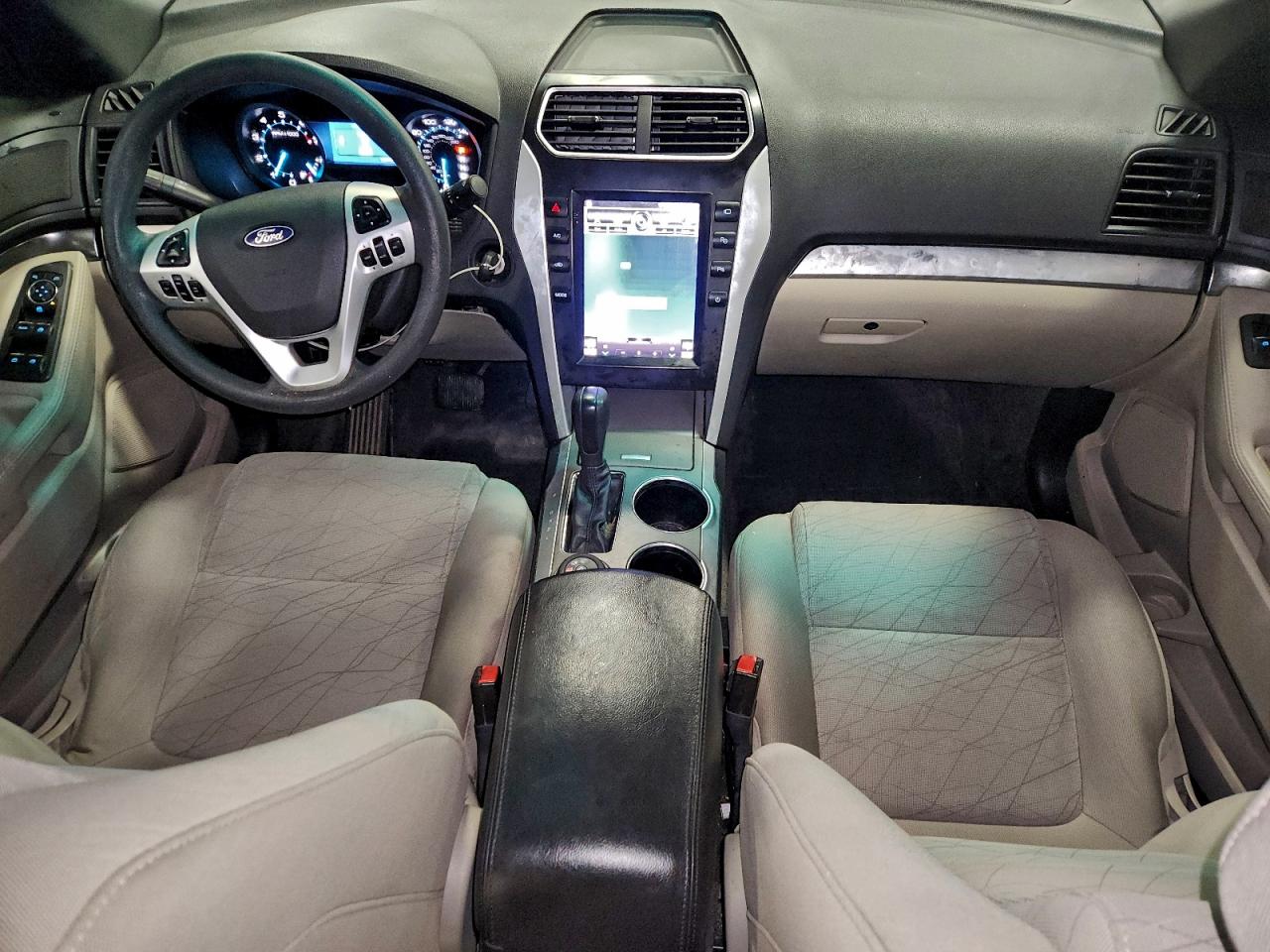 2011 FORD EXPLORER photo 8