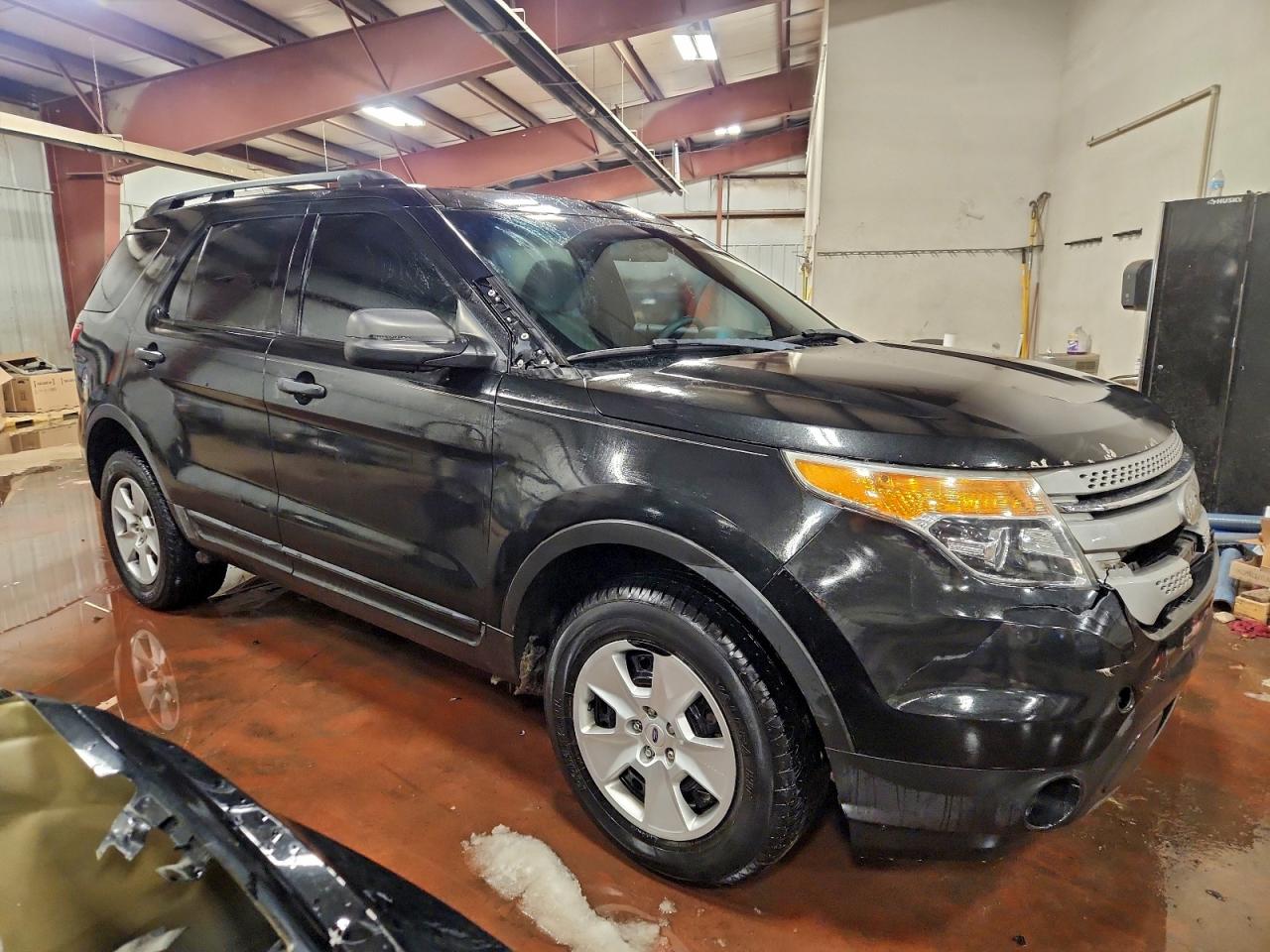 2011 FORD EXPLORER photo 4