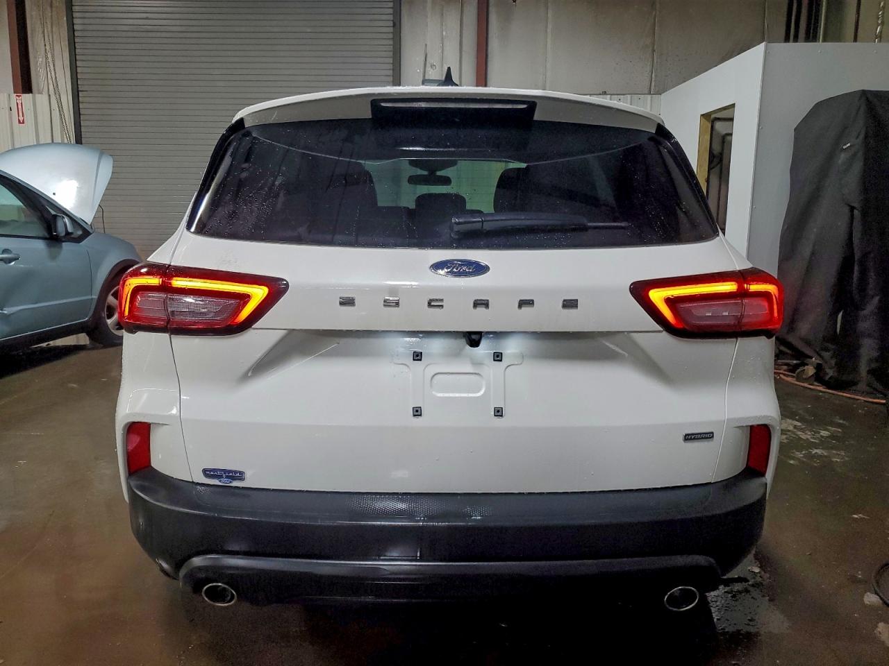 2025 FORD ESCAPE ST LINE photo 6