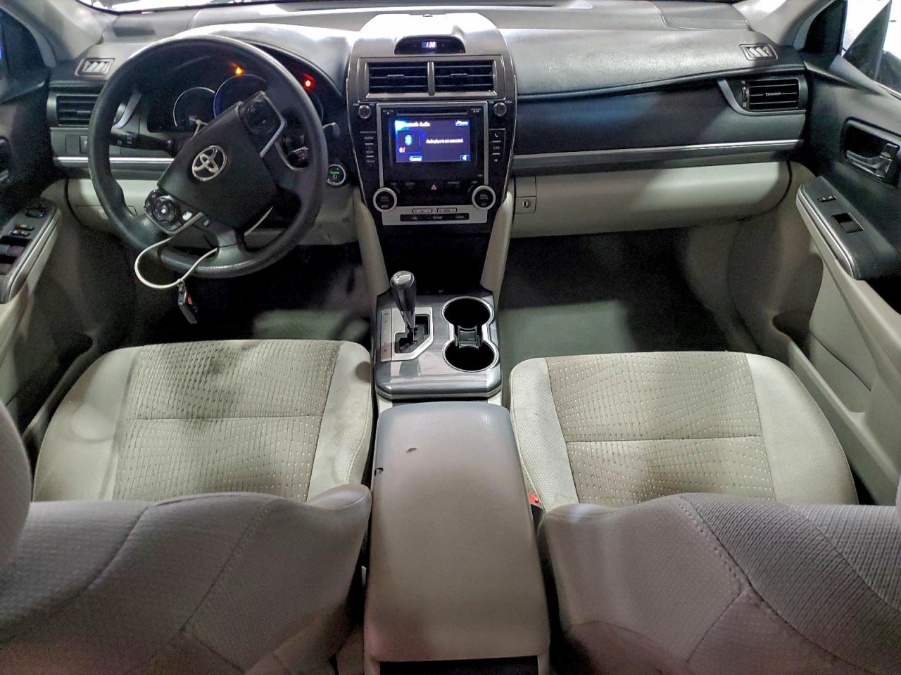 2013 TOYOTA CAMRY HYBRID photo 8