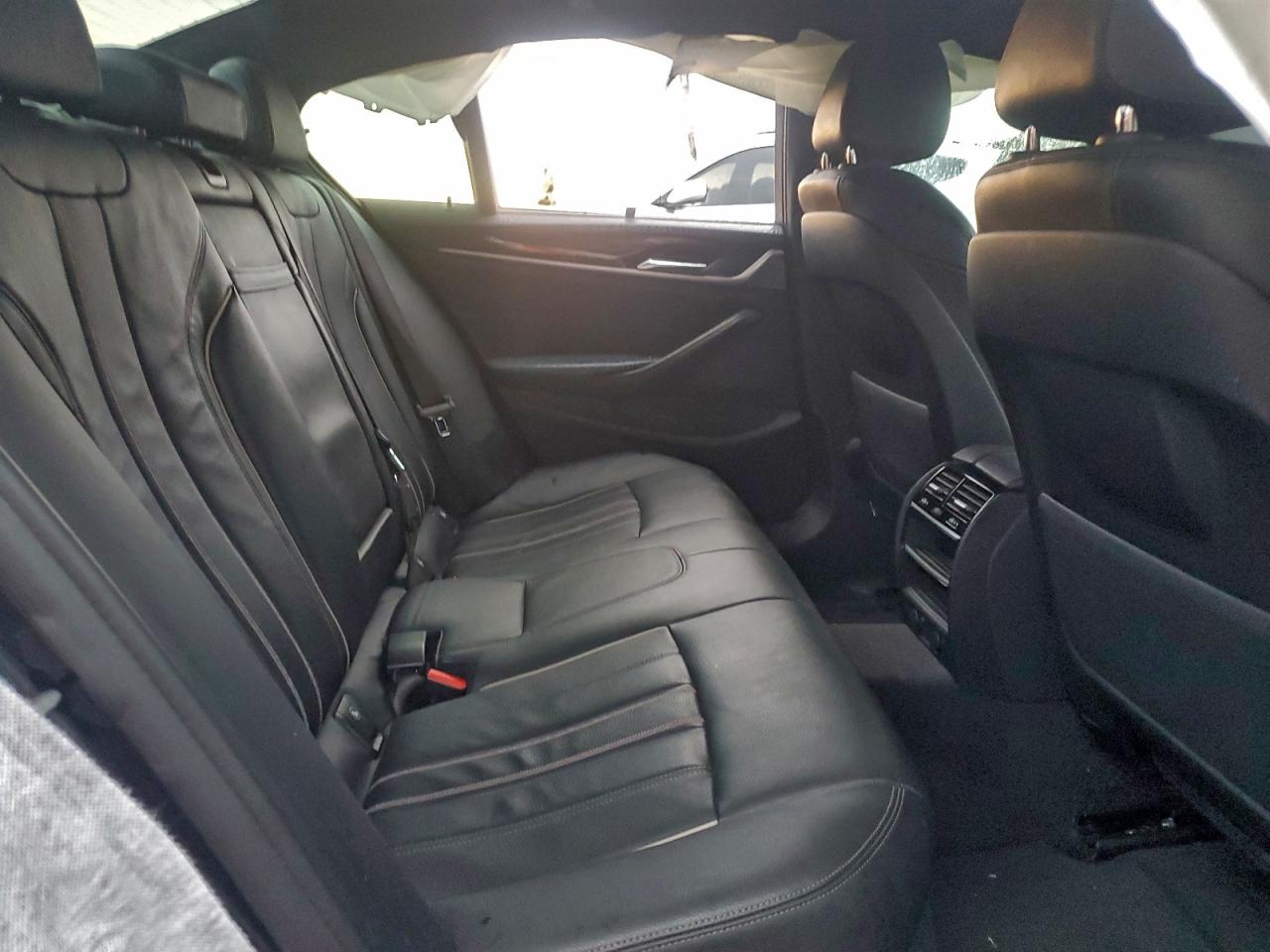 2019 BMW 530 I photo 10