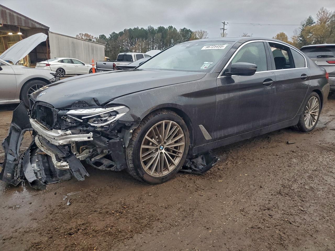 2019 BMW 530