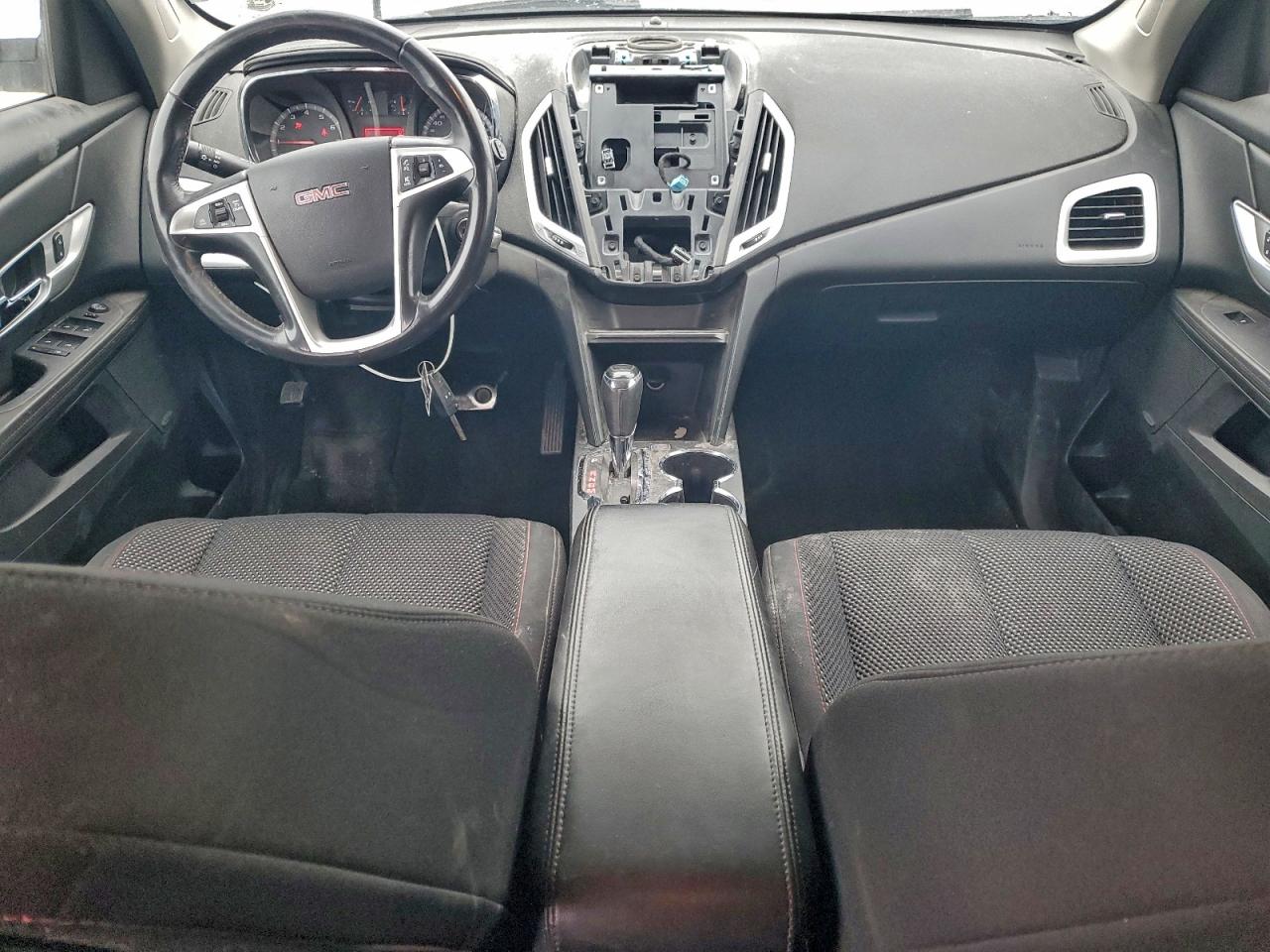 2017 GMC TERRAIN SLE photo 8