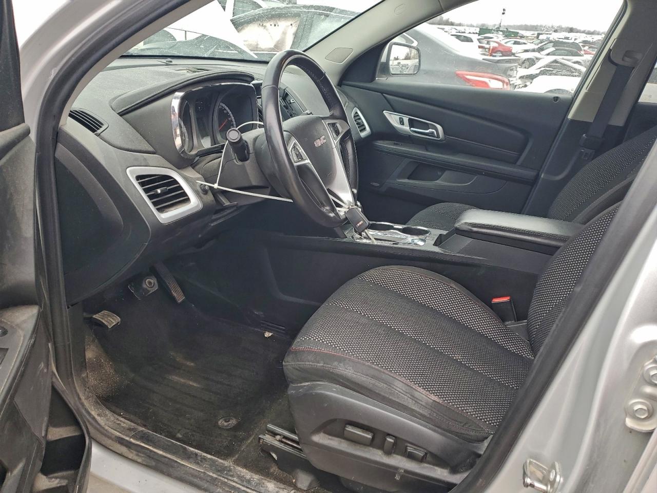 2017 GMC TERRAIN SLE photo 7