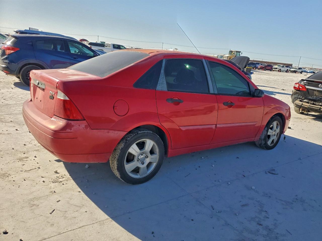 2006 FORD FOCUS ZX4 photo 3