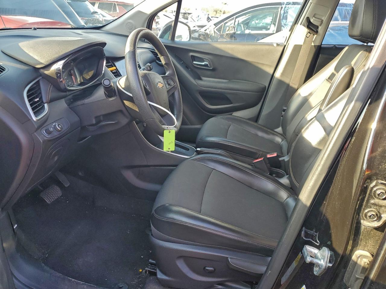 2021 CHEVROLET TRAX 1LT photo 7