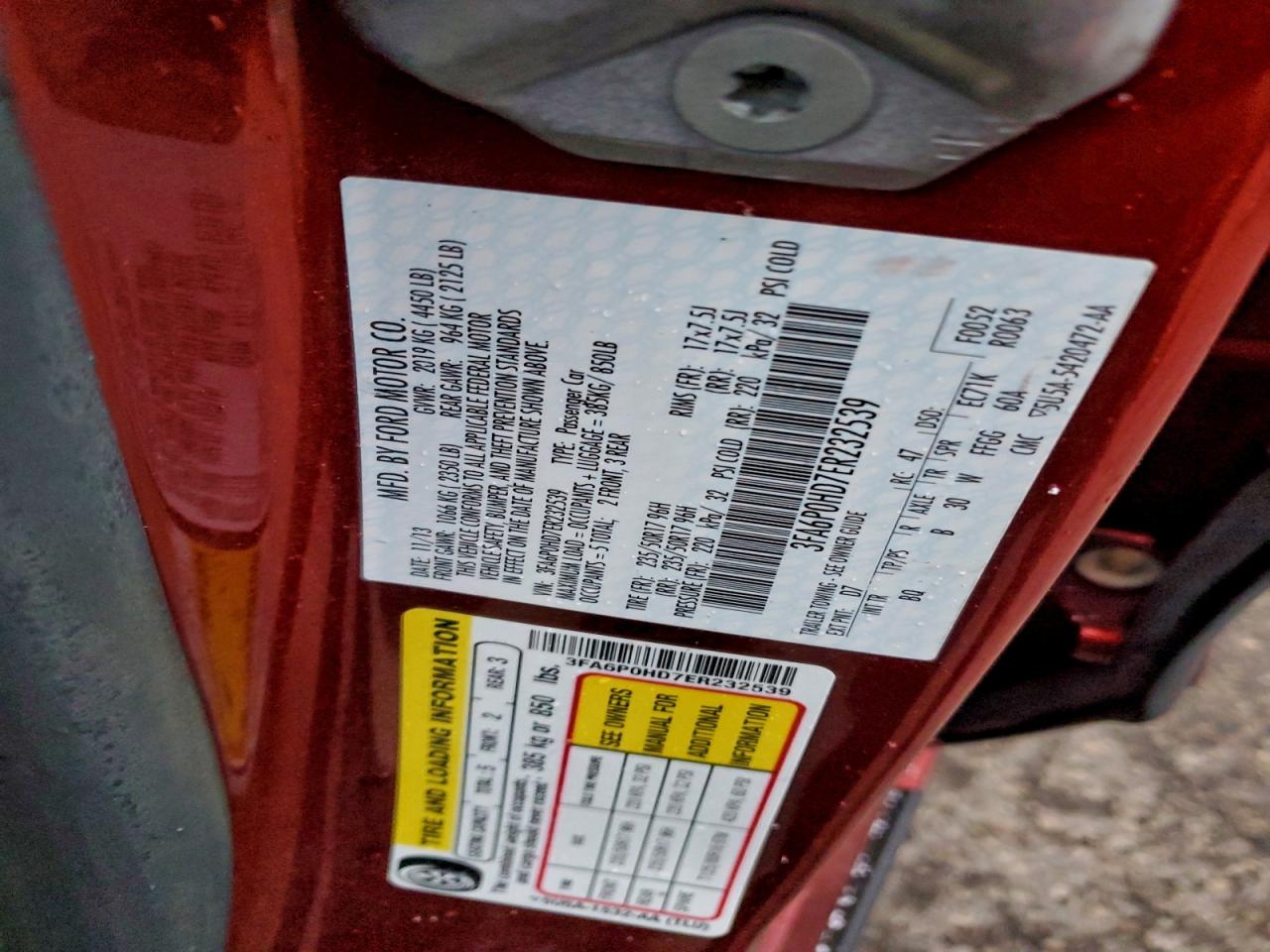 2014 FORD FUSION SE photo 12