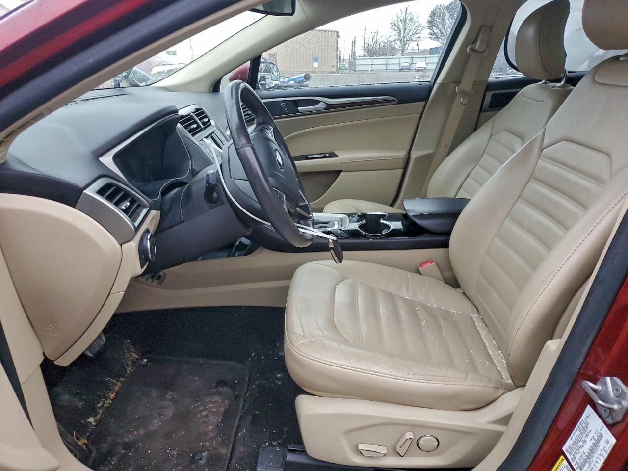 2014 FORD FUSION SE photo 7