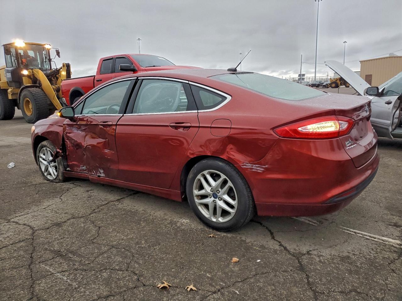 2014 FORD FUSION SE photo 2