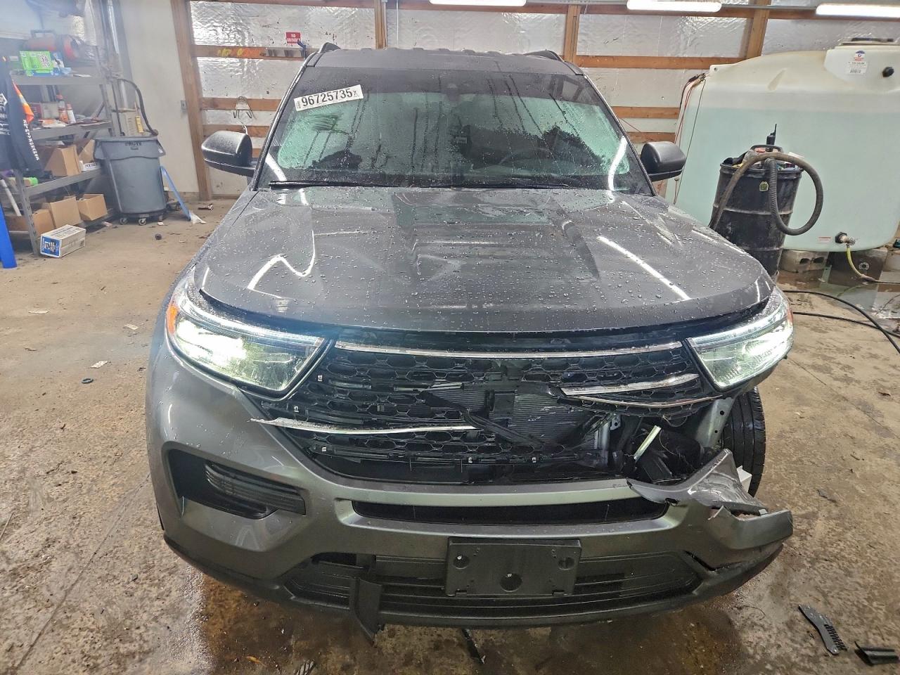 2024 FORD EXPLORER XLT photo 5