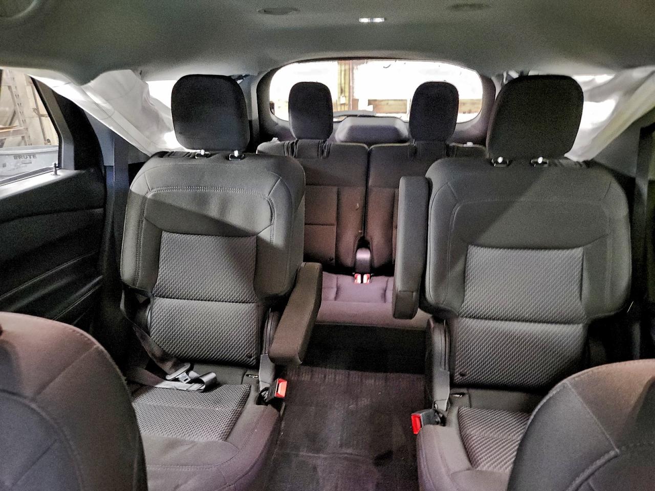 2024 FORD EXPLORER XLT photo 10